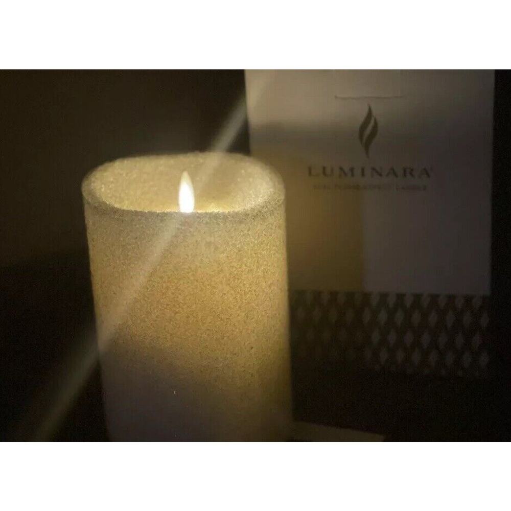 1 new CANDLE IVORY LUMINARA Glitter Flameless Candle Remote W/ Battery White 5”